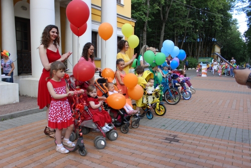 Сегодня, 2 июня, в усадьбе Знаменское-Губайлово состоялся один из этапов Московского областного  фестиваля-конкурса "За гранью софитов".