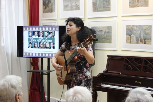 20 октября в литературной гостиной КВК Знаменское-Губайлово состоялся концерт из цикла "Музыкальный альбом"