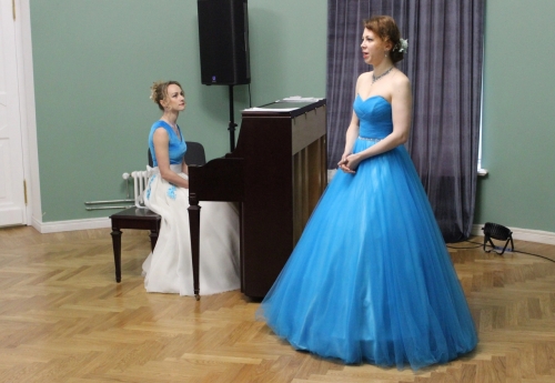 14 мая в Главном доме усадьбы Знаменское-Губайлово состоялся концерт «Мы долгое эхо друг друга»