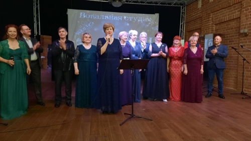 Прошел концерт участников вокальной студии "Ларец"